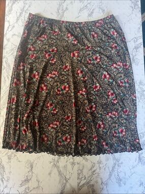Sag Harbor Midi Skirt Black with Red Floral Print Size L
